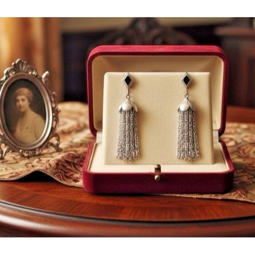 Sarah Coventry Dangle Earrings Vintage Gold Tone Statement Design